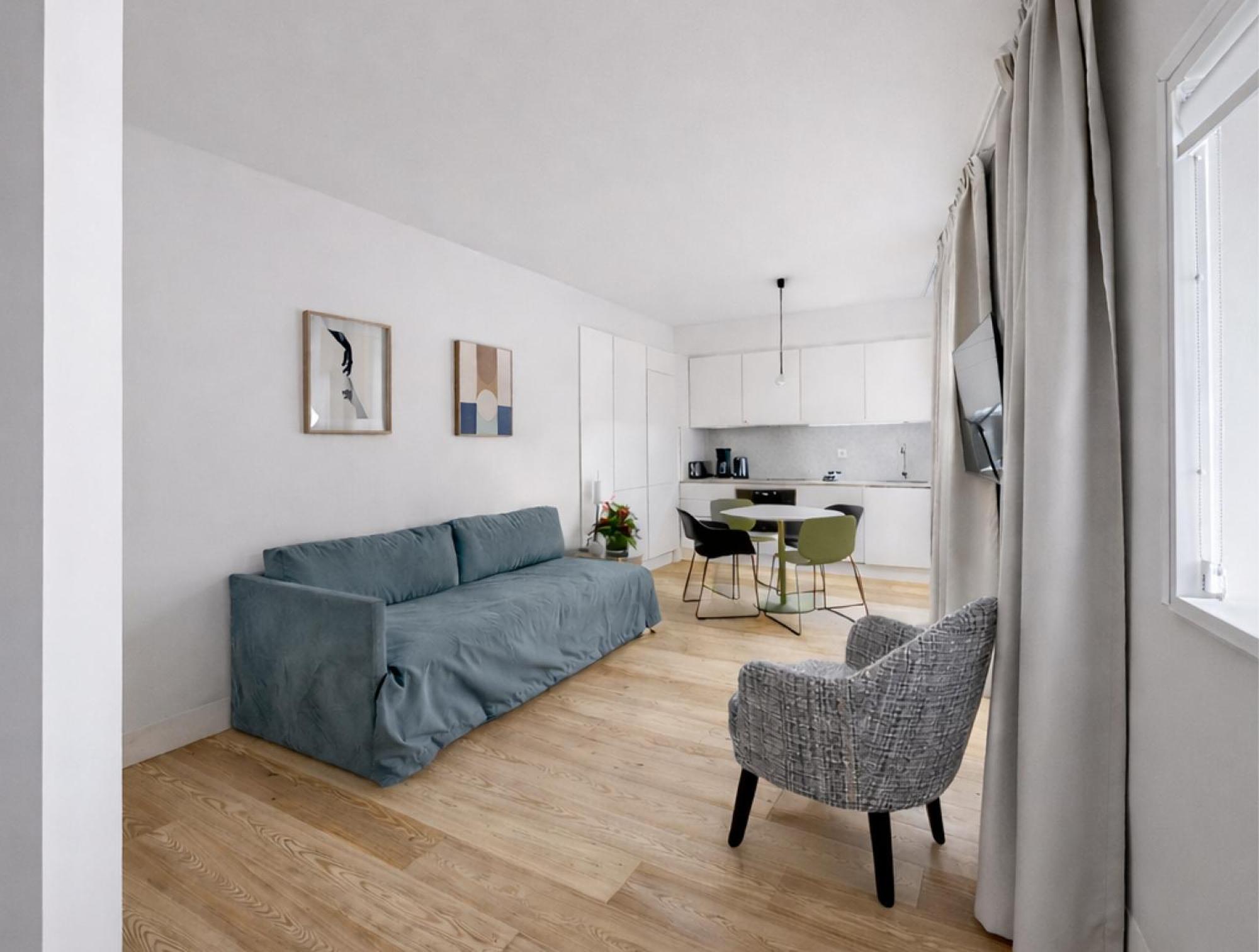 One-Bedroom Apartment