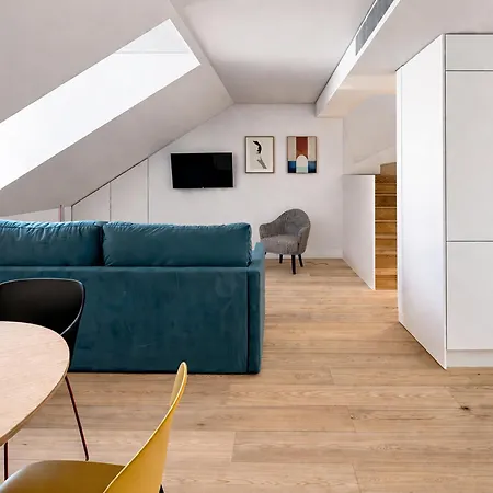 Lsa Mouraria By Numa-3